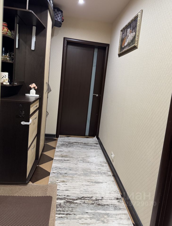 Продажа 2-комн квартиры на вторичном рынке улица Берзарина, 23