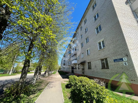 Продажа 3-комн квартиры на вторичном рынке Клин, ул. Ломоносова,  д. д. 1