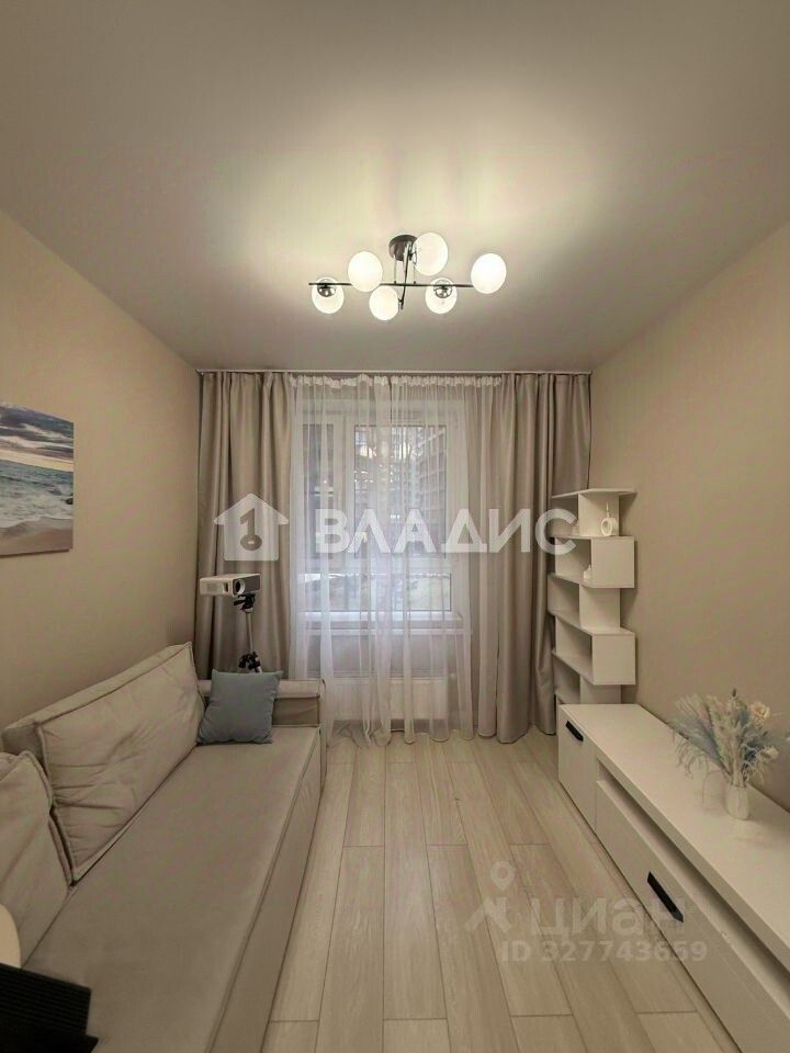 Продажа 2-комн квартиры на вторичном рынке Очаковское шоссе, 9А