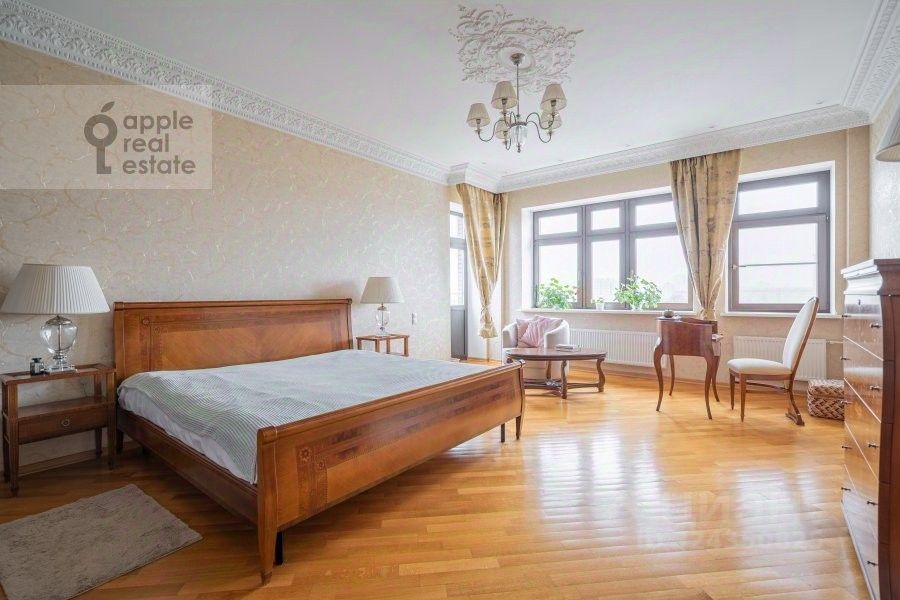 Продажа 3-комн квартиры на вторичном рынке улица Ферсмана, 11