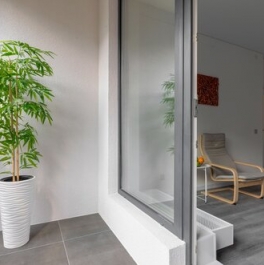 Продажа 2-комн квартиры на вторичном рынке Уральская улица,  д. 25