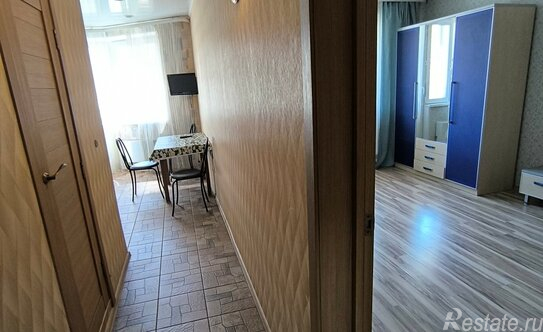 Продажа 1-комн квартиры на вторичном рынке улица Вертолётчиков,  д. 11