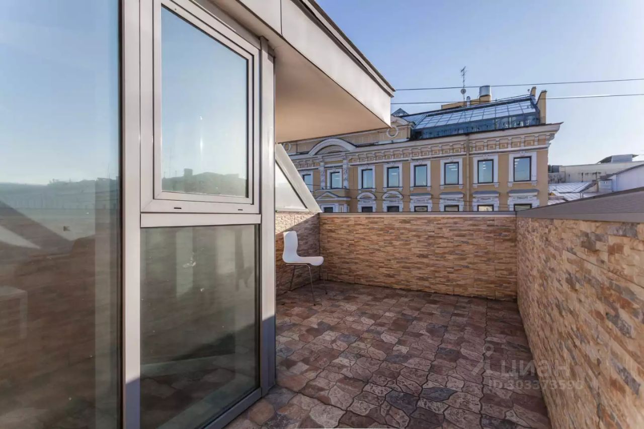 Продажа 4-комн квартиры на вторичном рынке площадь Искусств, 4