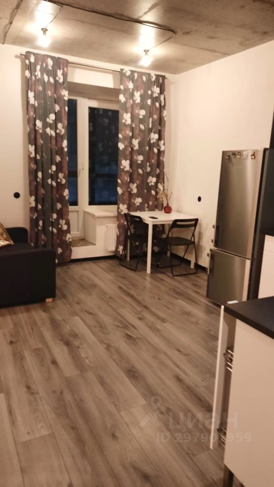 Аренда 1-комн квартиры на вторичном рынке Лиственная улица, 18к1