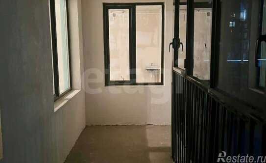 Продажа 3-комн квартиры на вторичном рынке площадь Европы