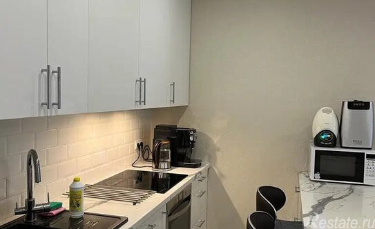 Продажа 1-комн квартиры на вторичном рынке Яхтенная ул,  д. 31