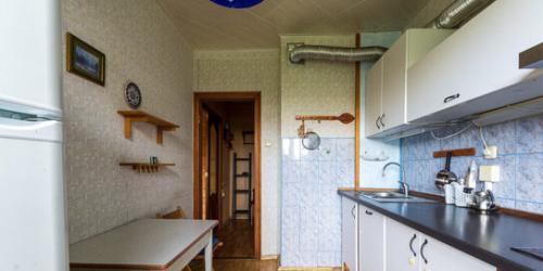 2-комн квартира улица Маршала Новикова,  д. 7