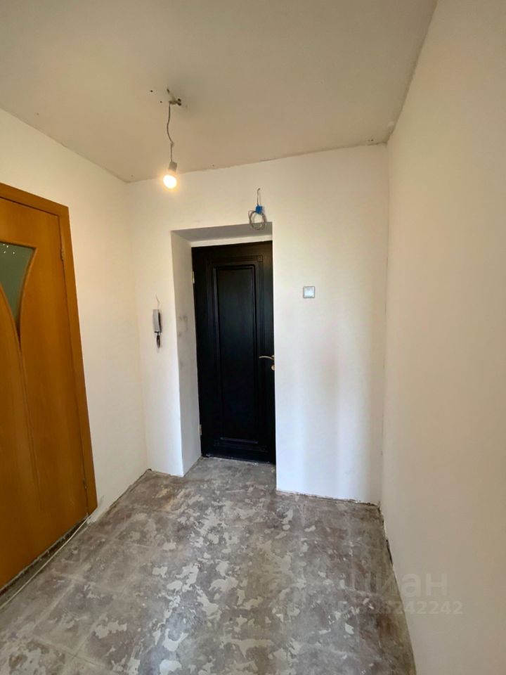 Продажа 1-комн квартиры на вторичном рынке Кронштадт, улица Гидростроителей, 10