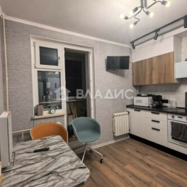 Продажа 2-комн квартиры на вторичном рынке ул Лётчика Грицевца,  д. 4