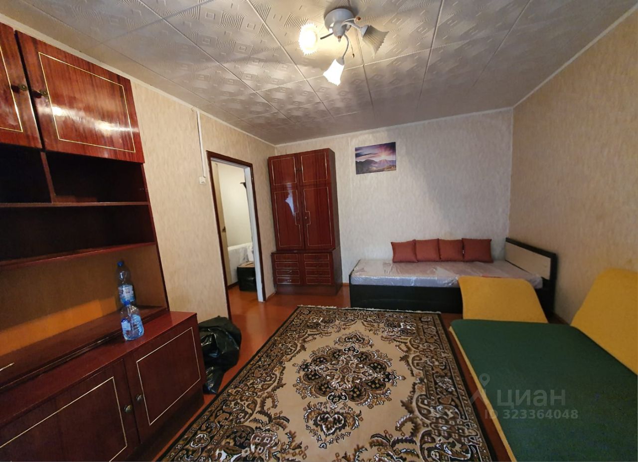 Продажа 1-комн квартиры на вторичном рынке Загорянский пгт, улица Орджоникидзе, 38