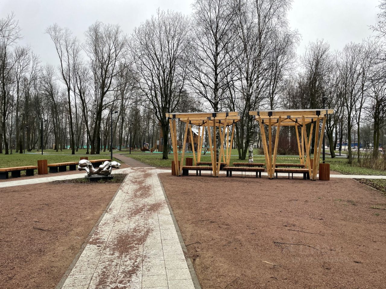 Продажа 4-комн квартиры на вторичном рынке шоссе Революции, 112