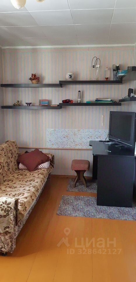 Продажа 2-комн квартиры на вторичном рынке Никольское, Западная улица, 1