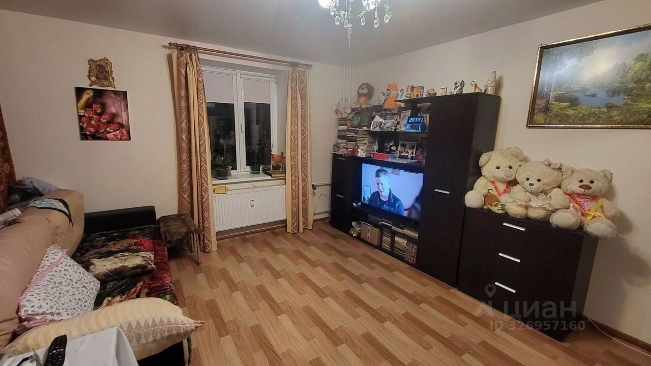 Продажа 2-комн квартиры на вторичном рынке Волхов, улица Юрия Гагарина, 34к2