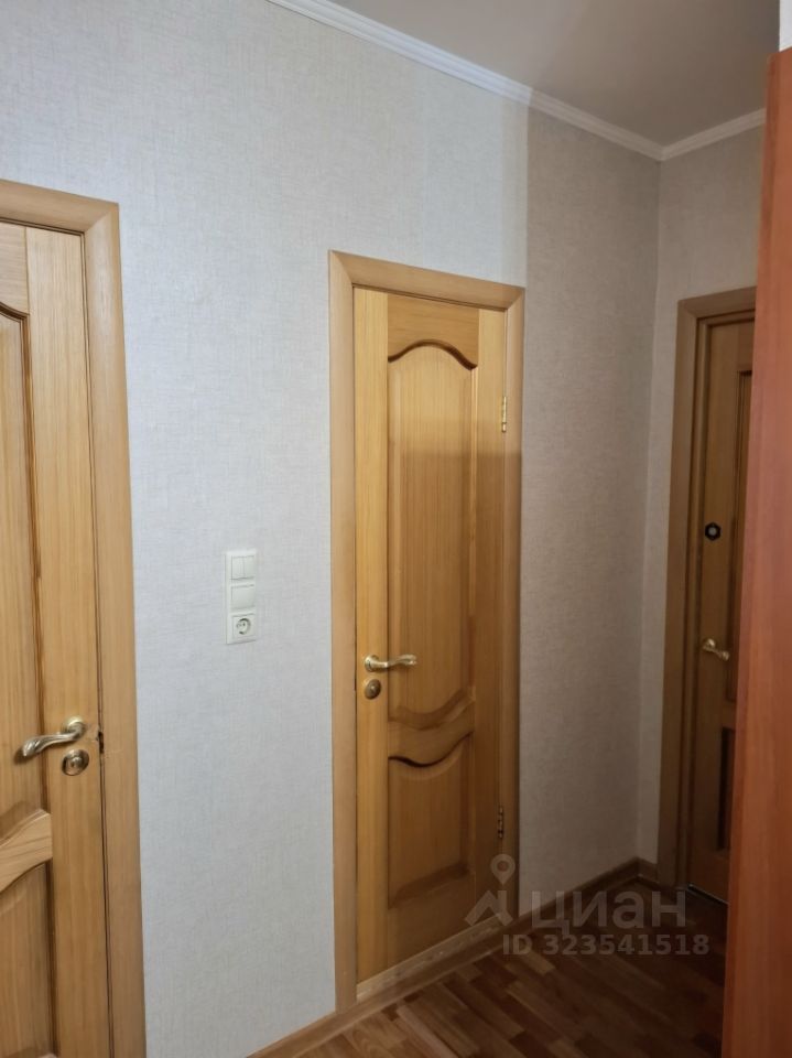 Аренда 2-комн квартиры на вторичном рынке улица Борисовские Пруды, 44