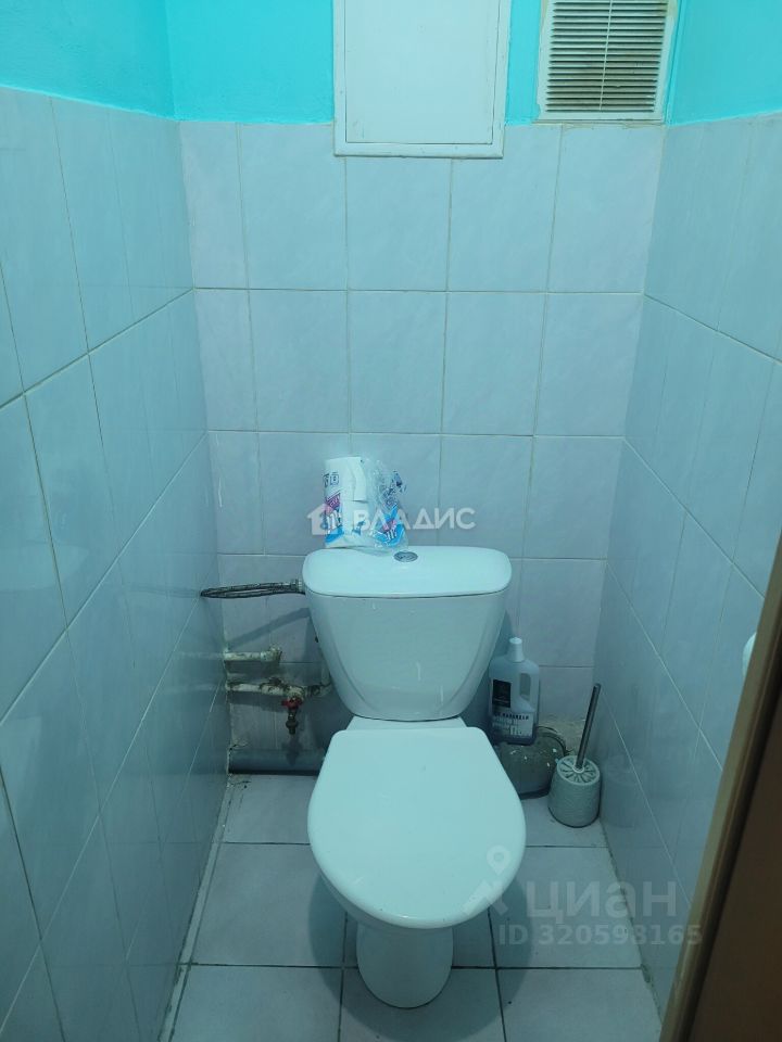 Продажа 3-комн квартиры на вторичном рынке 6-й мкр,  д. 18А