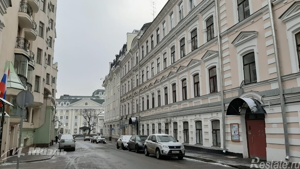 Продажа 7-комн квартиры на вторичном рынке Сеченовский пер,  д. 5