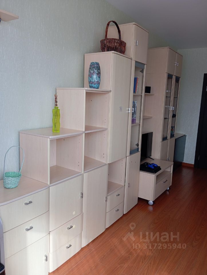 Продажа 1-комн квартиры на вторичном рынке Производственная улица, 4