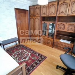Продажа 4-комн квартиры на вторичном рынке Мичуринский пр-кт,  д. 27,  к. 2