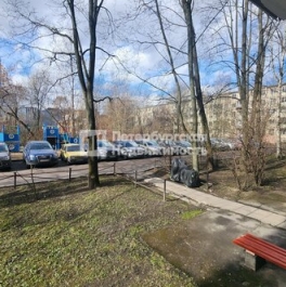 Продажа 2-комн квартиры на вторичном рынке Варшавская ул,  д. 61