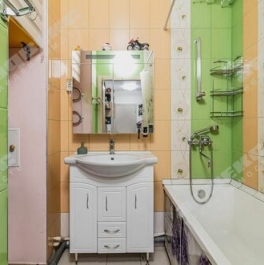 Продажа 1-комн квартиры на вторичном рынке улица Крыленко,  д. 1 к1 с6