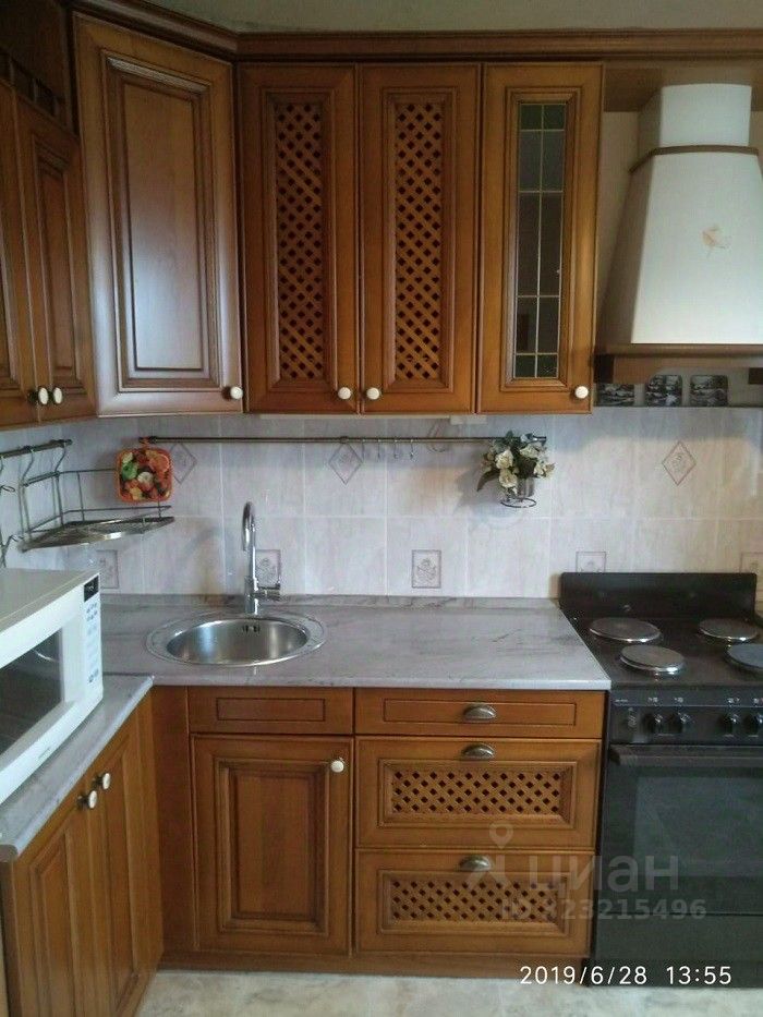 Продажа 2-комн квартиры на вторичном рынке Ореховый проезд, 15