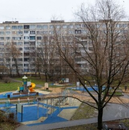 Продажа 3-комн квартиры на вторичном рынке Белградская улица,  д. 54 к1
