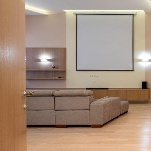 2-комн квартира Тамбовская улица, 8