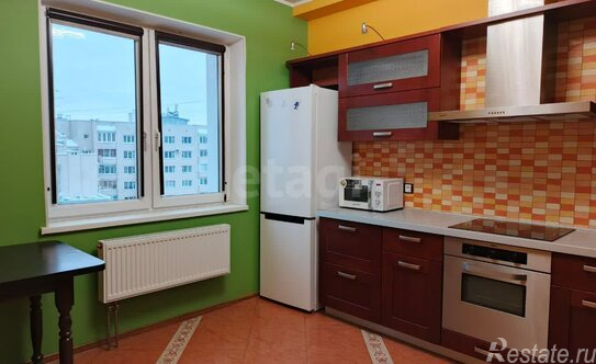 Продажа 1-комн квартиры на вторичном рынке Юнтоловский проспект