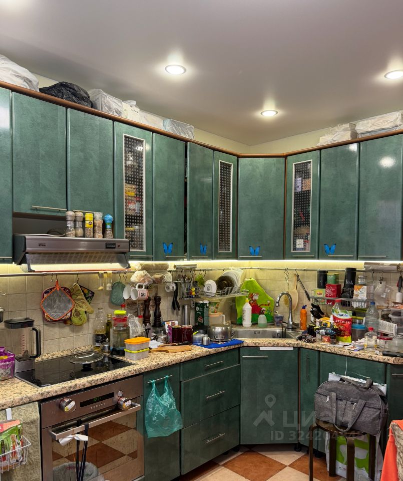 Продажа 2-комн квартиры на вторичном рынке проезд Шокальского, 21