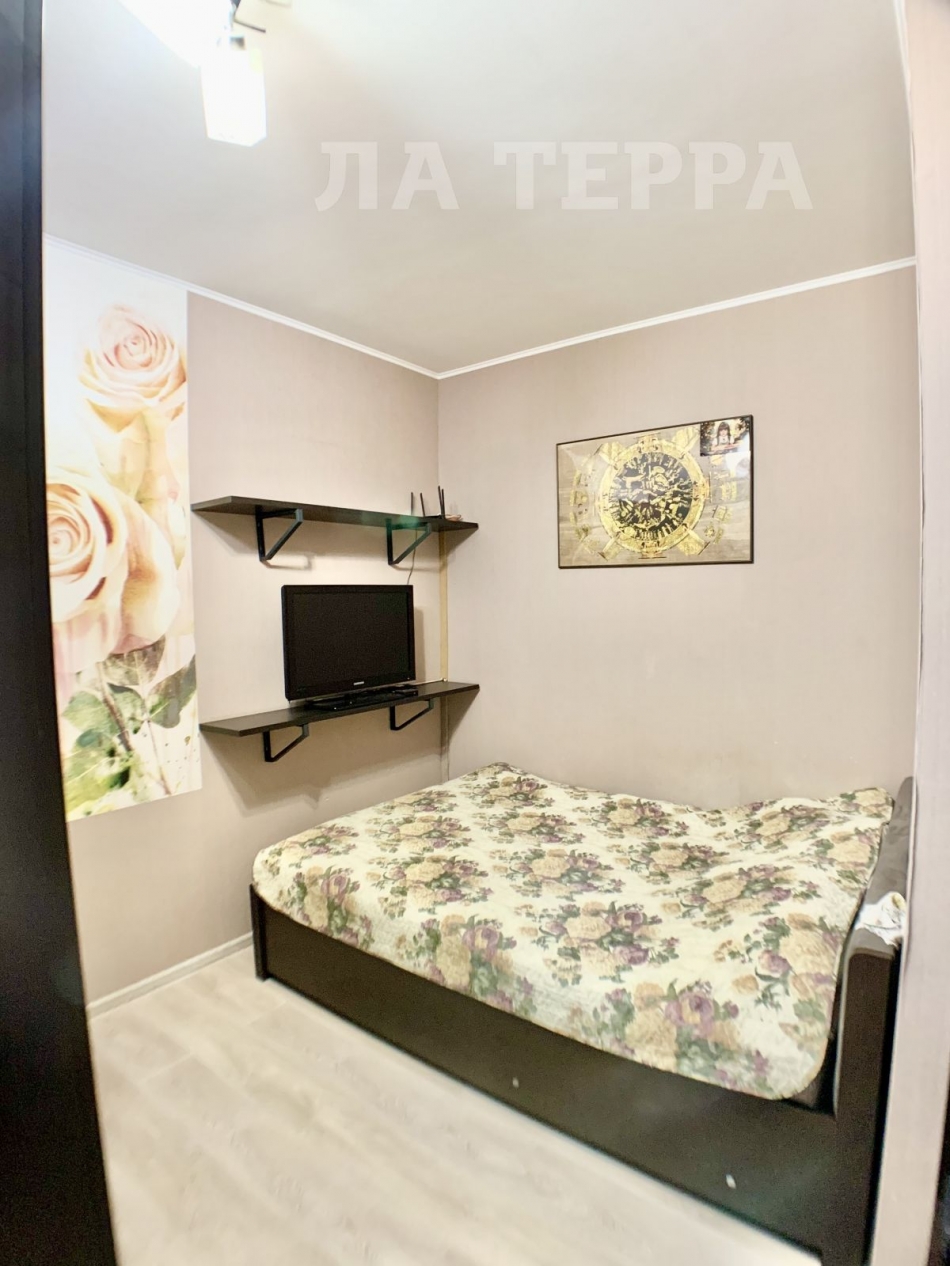 Продажа 1-комн квартиры на вторичном рынке Красногорск, Опалиха мкр., Геологов ул, 17