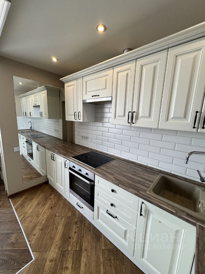 Продажа студии Северный кв-л, д. Сапроново, Купелинка мкр, 24