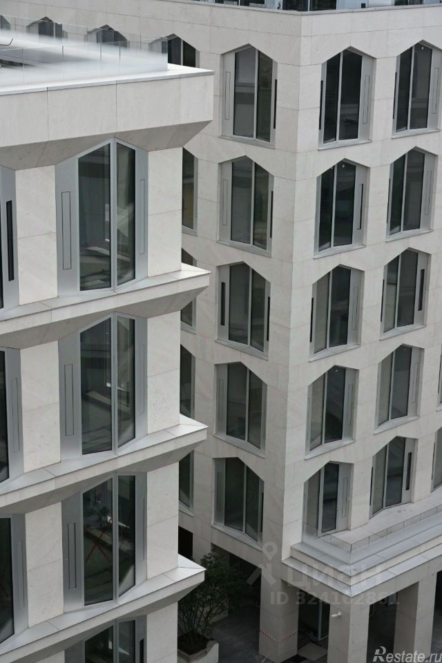 Продажа 2-комн квартиры в новостройке Садовническая улица,  д. 82