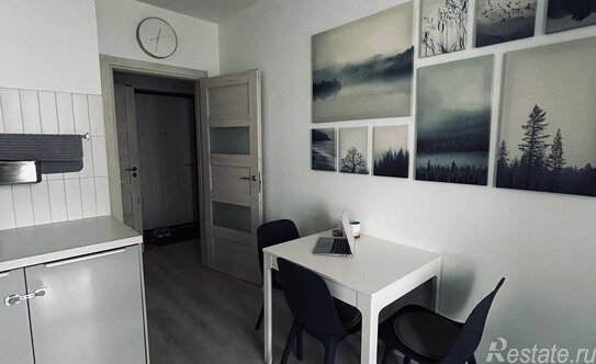 Продажа 1-комн квартиры на вторичном рынке Генерала Кравченко ул,  д. 8,  к. 1