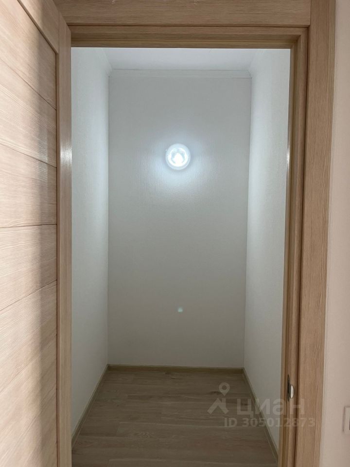 Продажа 3-комн квартиры на вторичном рынке Русаковская улица, 2