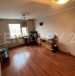 Продажа 4-комн квартиры на вторичном рынке ул Митинская,  д. 40,  к. 1