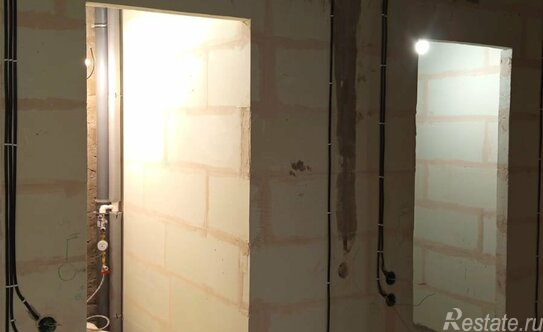 Продажа 2-комн квартиры на вторичном рынке Шушары п,  д. 4 к1 с1