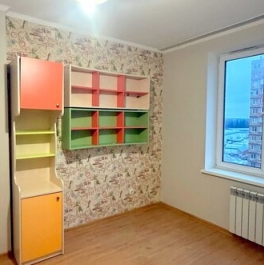 Продажа 3-комн квартиры на вторичном рынке Сходня, Ленинградская улица,  д. 3 к1