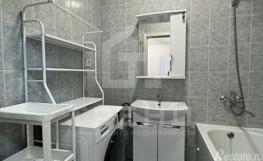 Продажа 1-комн квартиры на вторичном рынке проспект Героев,  д. 31