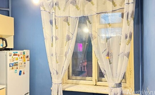 Продажа 2-комн квартиры на вторичном рынке Московский пр-кт,  д. 205 литБ