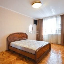 Аренда 3-комн квартиры на вторичном рынке Валдайский проезд,  д. 21