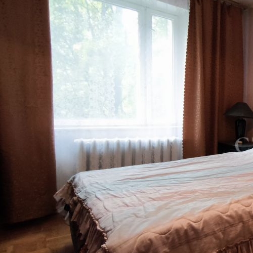 2-комн квартира Авиационный мкр, улица Королева, 2к3