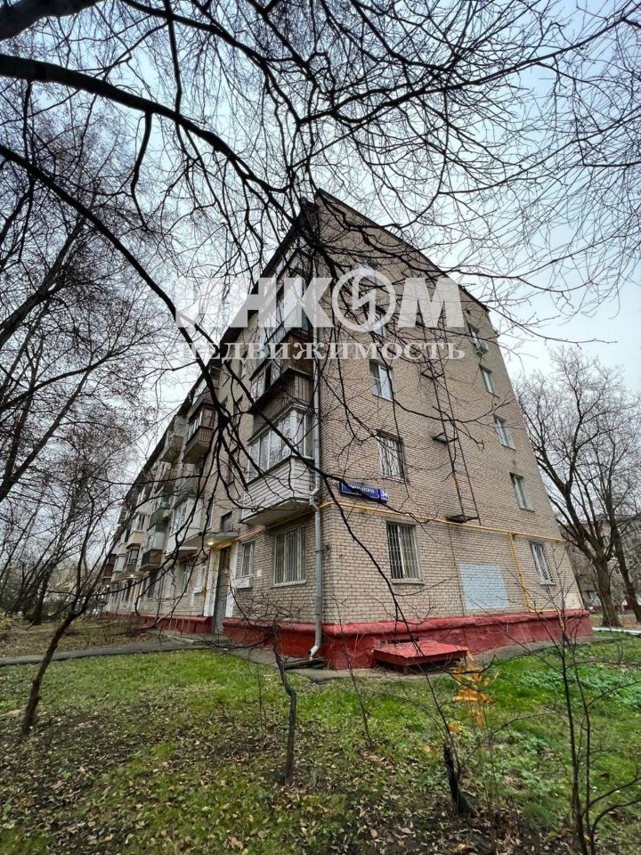 Продажа 1-комн квартиры на вторичном рынке Кременчугская улица, 34К1