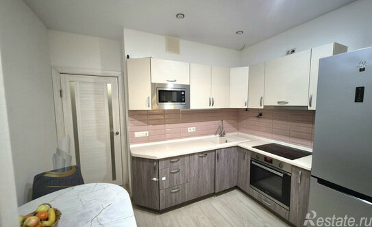 Продажа 2-комн квартиры на вторичном рынке Октябрьский, ул Дорожная,  д. 2