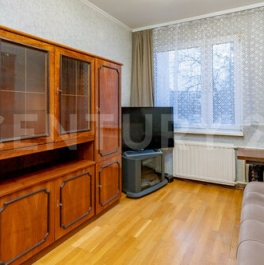 Продажа 3-комн квартиры на вторичном рынке улица Солдата Корзуна,  д. 26