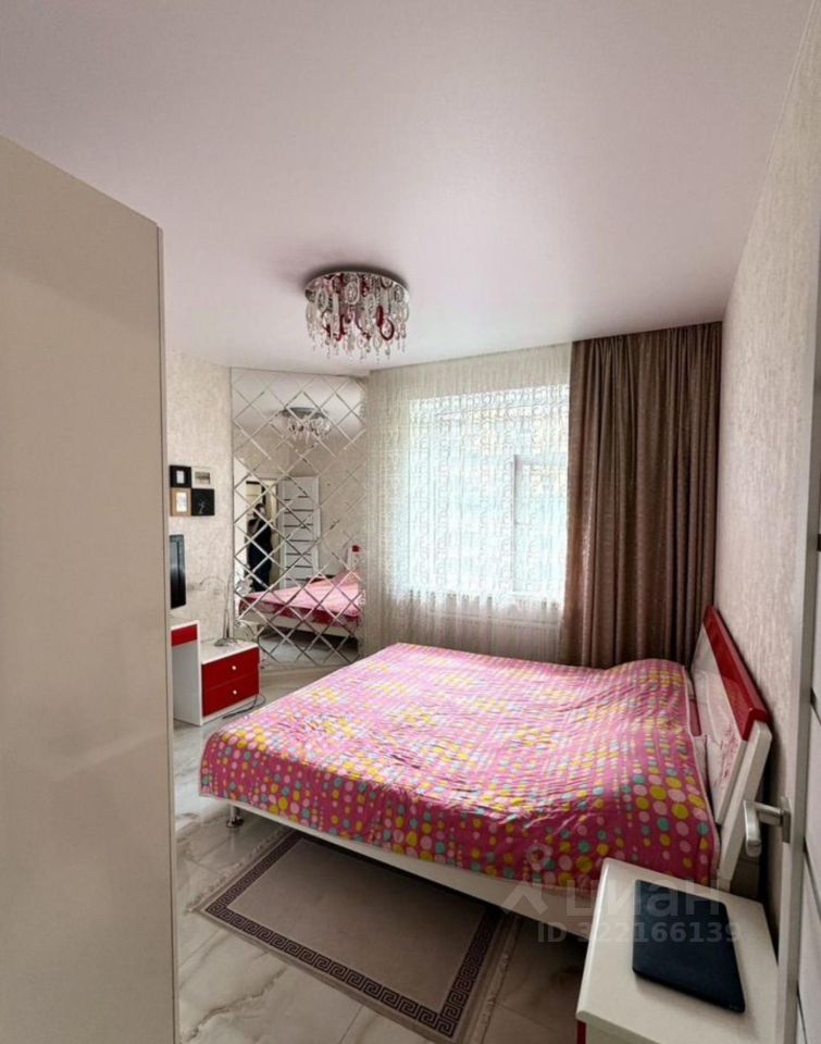 Продажа 2-комн квартиры на вторичном рынке Химки, улица Германа Титова, 1