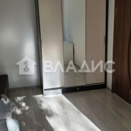 Продажа 1-комн квартиры на вторичном рынке проспект Славы,  д. 19 к1