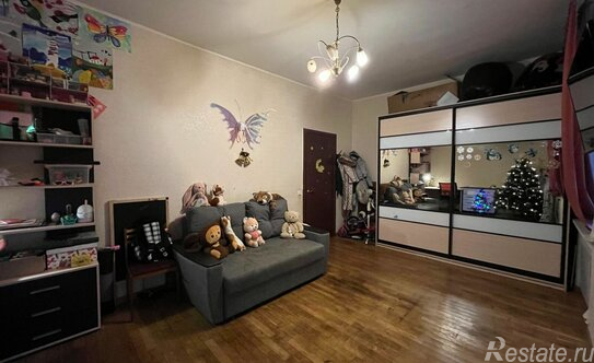 Продажа 3-комн квартиры на вторичном рынке Бассейная ул