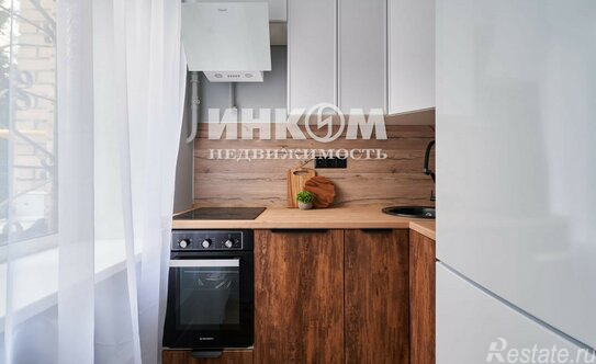 Аренда 3-комн квартиры на вторичном рынке улица Расковой,  д. 14