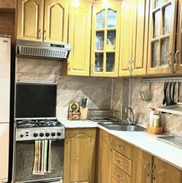 Продажа 4-комн квартиры на вторичном рынке ул Разъезжая,  д. 20