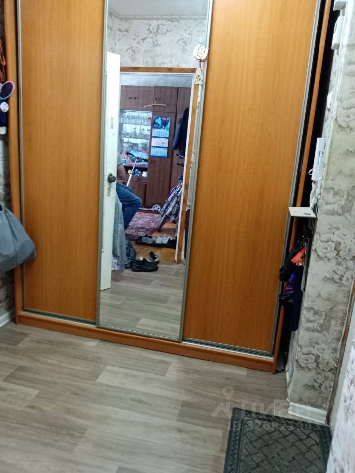 Продажа 3-комн квартиры на вторичном рынке Кронштадт, проспект Ленина, 1